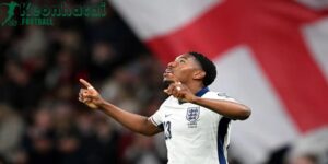 Myles Lewis-Skelly: Từ Arsenal đến Đội tuyển Anh – Cột mốc lịch sử tại Wembley 3 Lewis-Skelly còn cho thấy sự tự tin khi tham gia tấn công