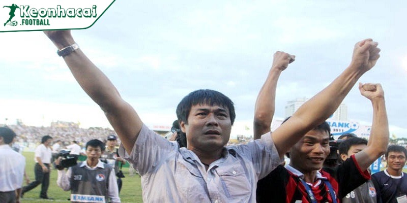 Nội bộ rạn nứt: HLV Đồng Nai bị sa thải ngay sau chiến thắng gây sốc 3 Phản ứng từ người hâm mộ và giới chuyên môn