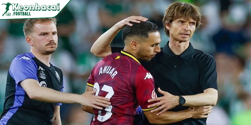 Ronaldo nhận chỉ trích, Real Valladolid rớt hạng 