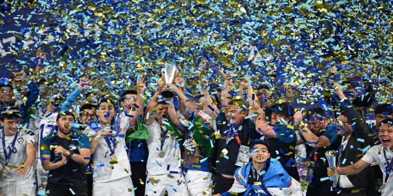 Kỳ tích U17 Uzbekistan: Vô địch châu Á dù chỉ còn 9 người trên sân 3 Bàn thắng kỳ diệu và màn phòng ngự quả cảm