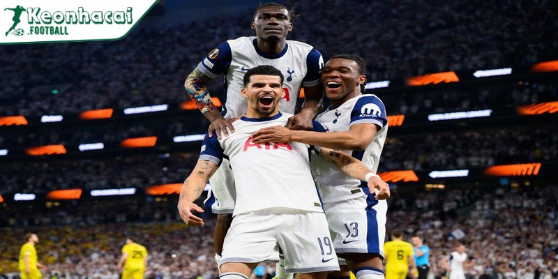 MU và Tottenham tiến sát chung kết Europa League, hẹn nhau tạo “đại chiến nước Anh” 3 Bóng đá Anh hướng tới cú hat-trick danh hiệu châu Âu