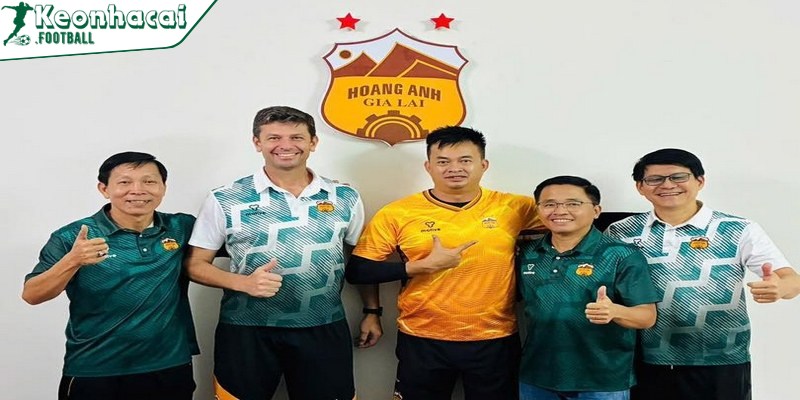 Kết thúc mùa giải đáng quên và sự khởi đầu mới