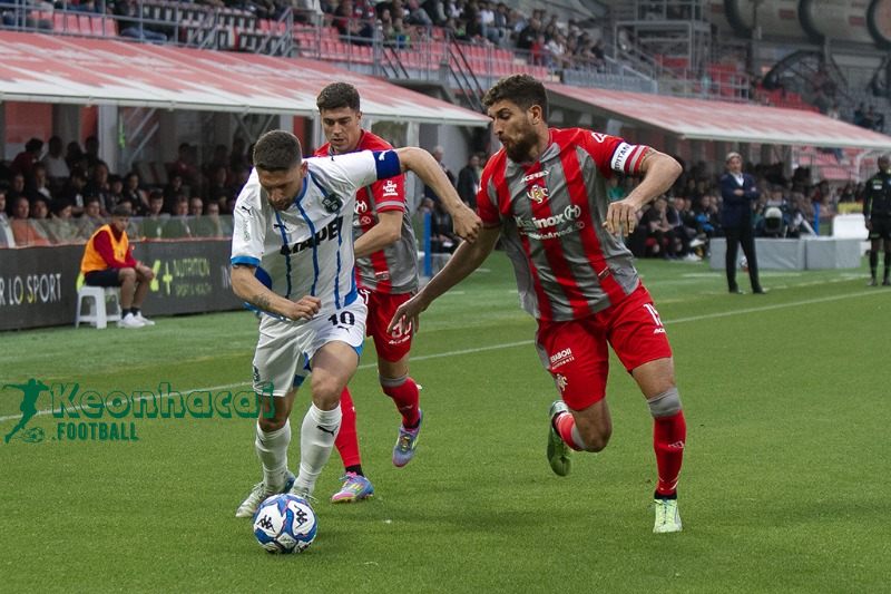 Soi kèo Cremonese vs Sassuolo - 23h30 ngày 29/8 