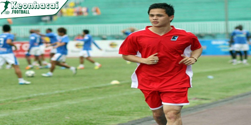 Những cầu thủ gốc Việt thi đấu ở châu Âu rất ấn tượng 4 Tiền vệ Emil Le Giang gốc Việt được đánh giá cao hiện nay