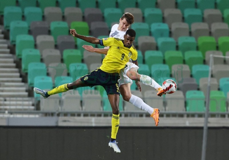 Soi kèo Slovenia vs Thụy Điển - 1h45 ngày 06/9 - VL World Cup KV Châu Âu 2 Soi kèo Slovenia vs Thụy Điển - 1h45 ngày 06/9