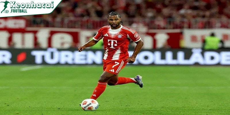 Tiền vệ cánh phải hay nhất mọi thời đại mới tổng hợp 4 Serge Gnabry nổi tiếng là tiền vệ cánh phải hay nhất mọi thời đại