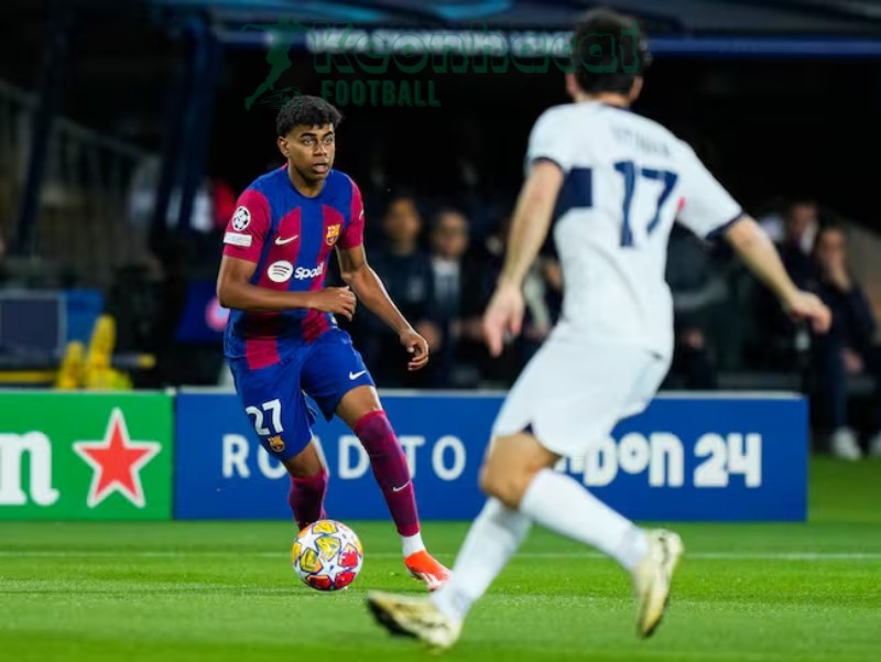 Soi kèo Barcelona vs PSG -  2h00 ngày 02/10  