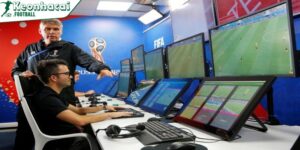 VAR là gì? Công nghệ VAR quan trọng như thế nào? 8 Cảnh quay của VAR chủ yếu ở khu vực cấm và khung thành