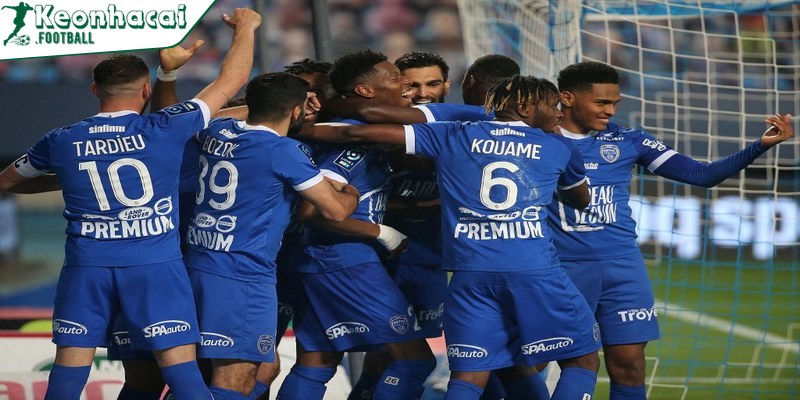 BXH Ligue 2 Cập Nhật Nhanh Nhất, Mới Nhất Hôm Nay 3 Troyes tham gia giải bóng đá Ligue 2 tại Pháp
