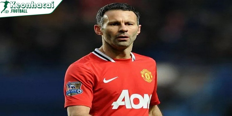 Các cầu thủ MU từ trước đến nay - Tổng hợp danh sách đầy đủ 4 Ryan Giggs là một trong các cầu thủ MU ra sân nhiều nhất Premier League