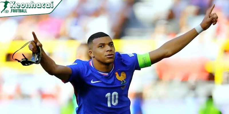 Mbappe tỏa sáng, Pháp thắng Ukraine giành vé World Cup 2026 3 Kylian Mbappe là một trong những tiền đạo xuất sắc nhất thế giới hiện nay